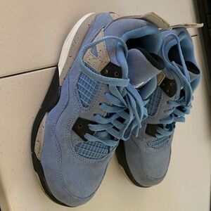 Nike Air Jordan 4 Retro ‘University Blue’ Boy size 12.5